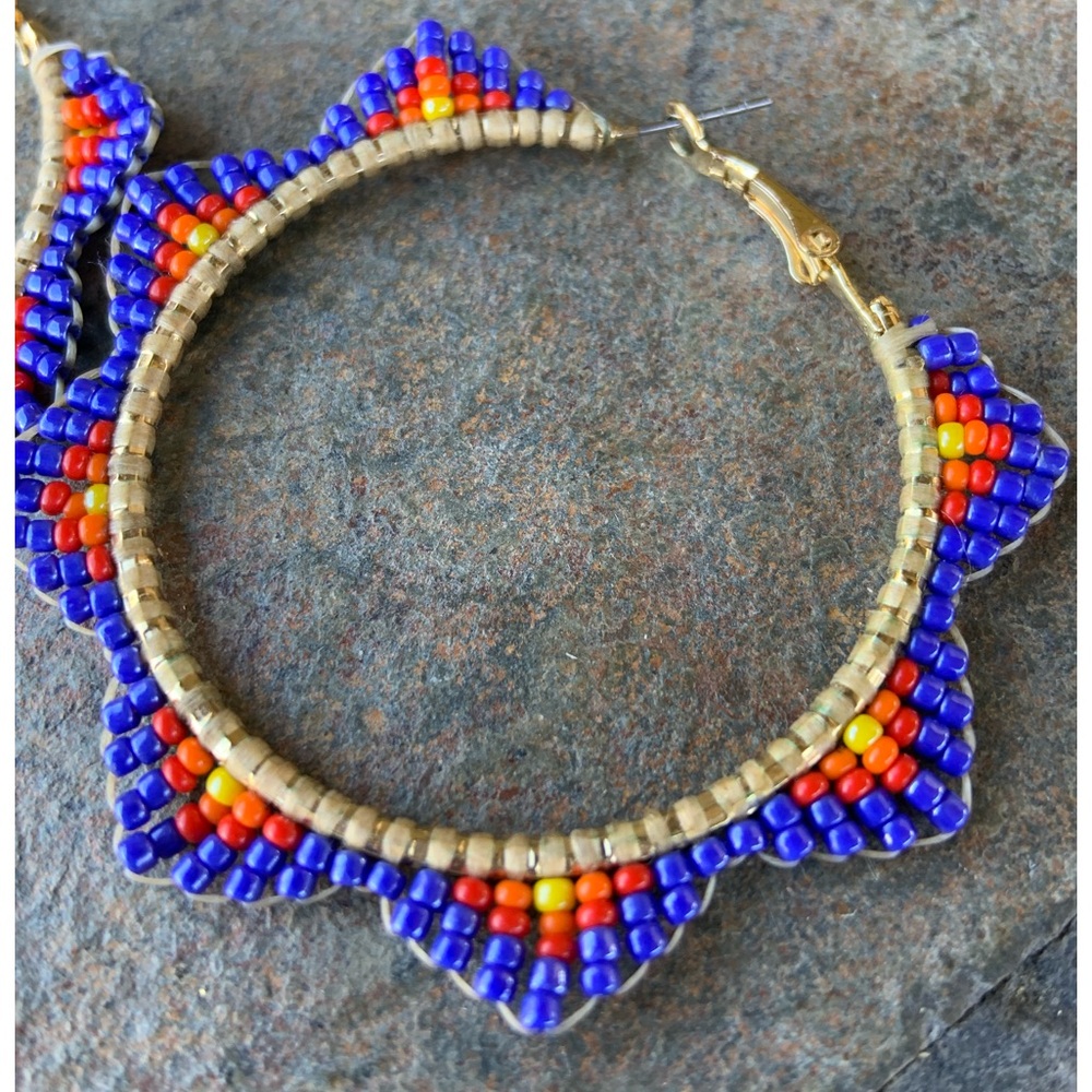 Beautiful Zuni Beaded Hoop Earrings - Picture 2 of 6